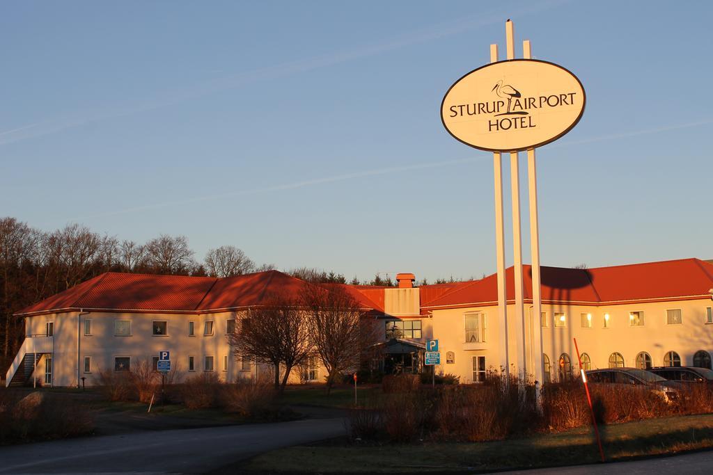 Sturup Airport Hotel Exterior photo